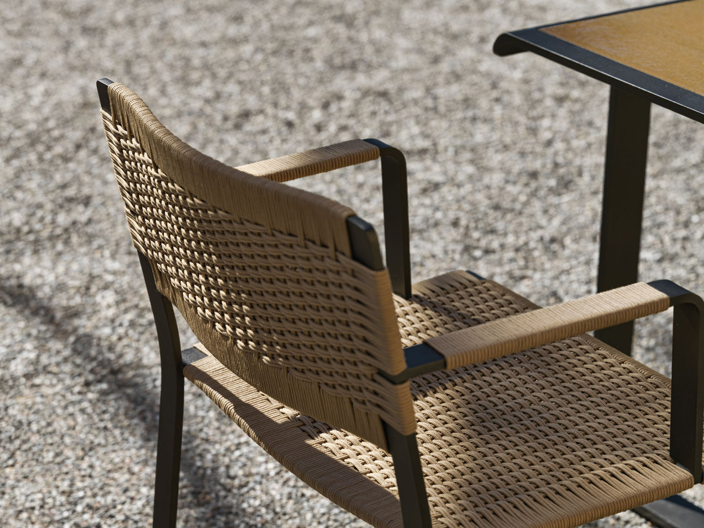 GREEN POINT OUTDOOR CHAIR